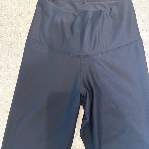 Nike Dri-FIT Black High Rise Capri Leggings | XS - Picture 3 of 5